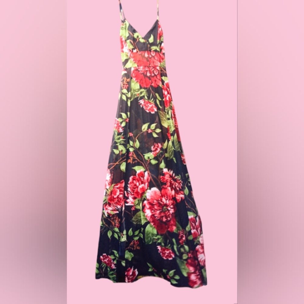 Long Black and Tropical Floral Night Gown Slightly Sheer 2"Stretch Women's Small